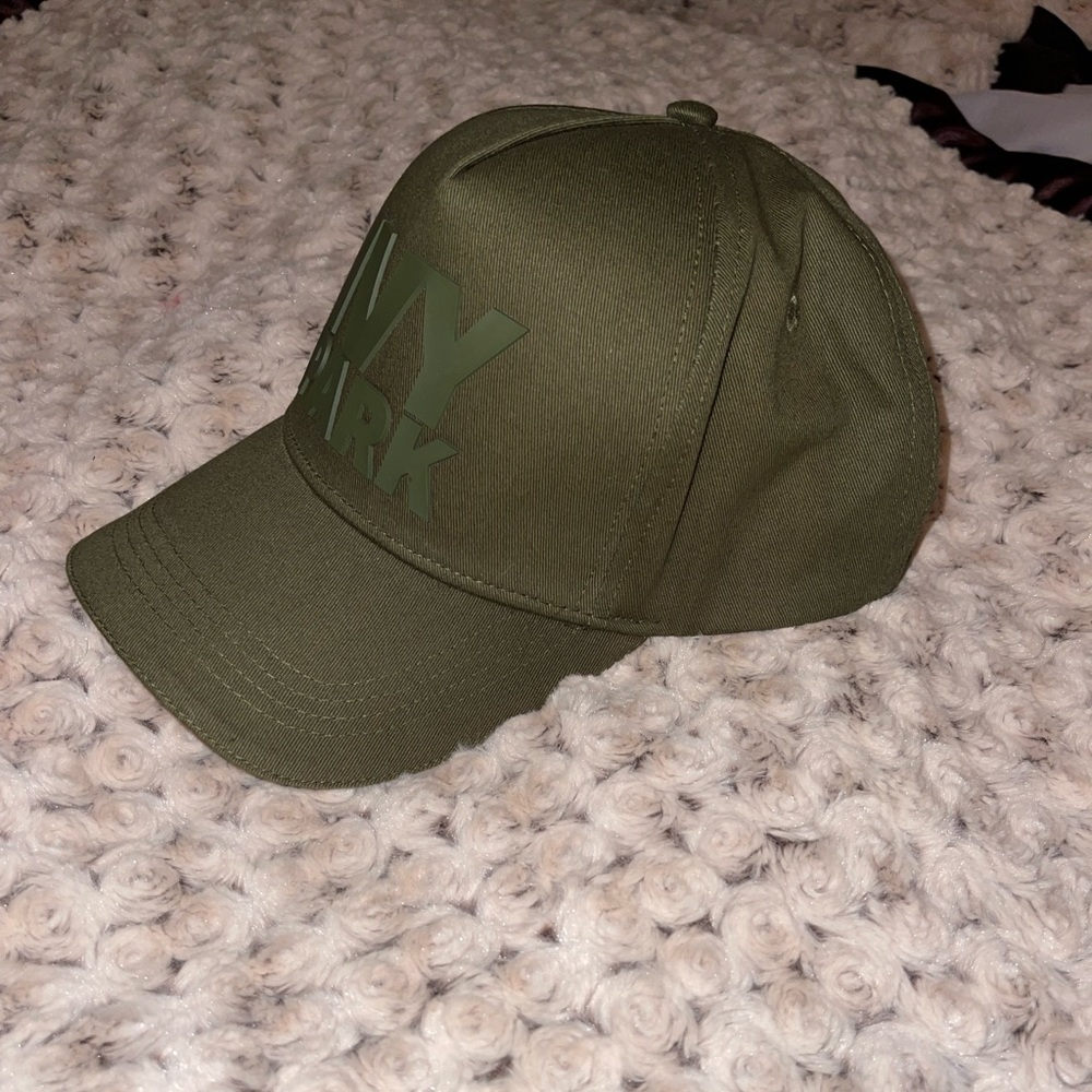 IVY PARK Baseball Army Green Cap - Picture 3 of 7